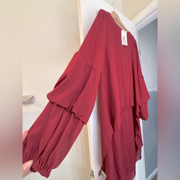 pretty garden Tops - Red shirt